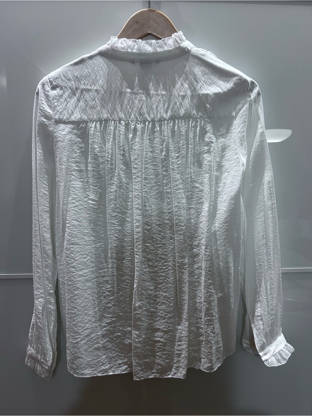 H&M White Ruffle Front Button-Up Blouse - Picture 4 of 6